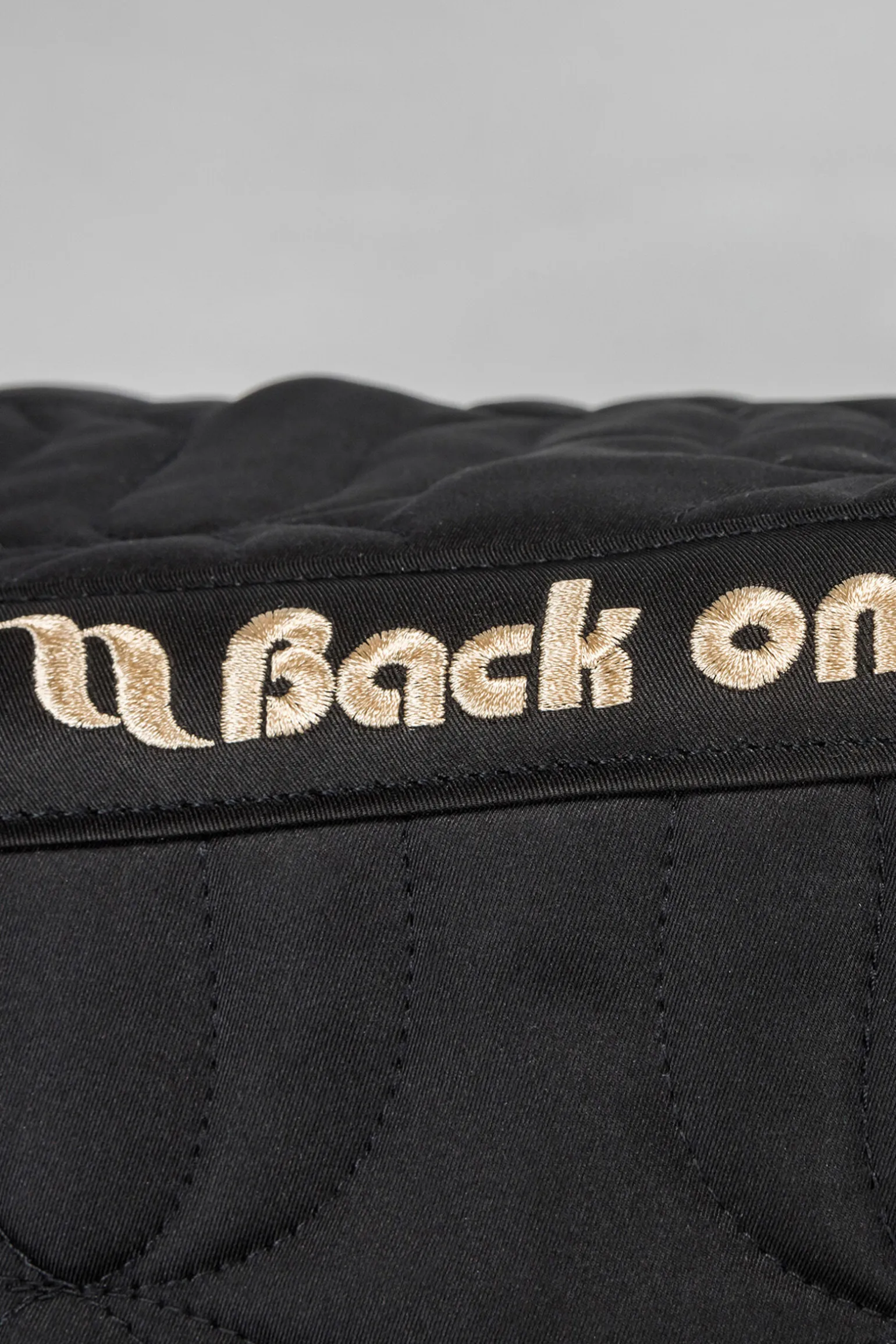 Back on Track Deep Nights Dressage Sadel Pad