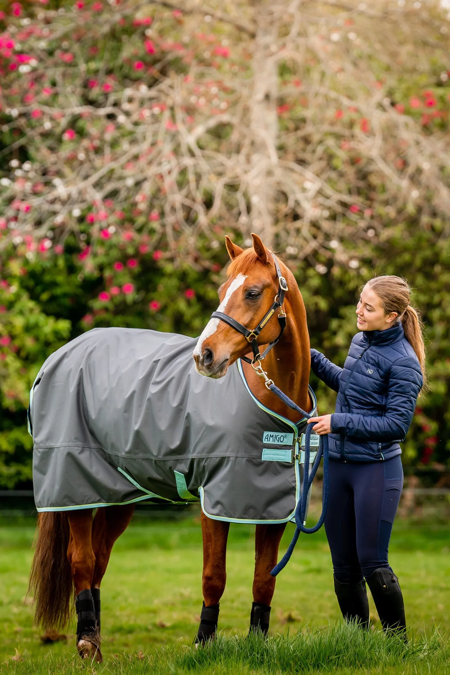 Horseware Amigo Hero Ripstop Plus utedekken med avtakbar hals, 200g