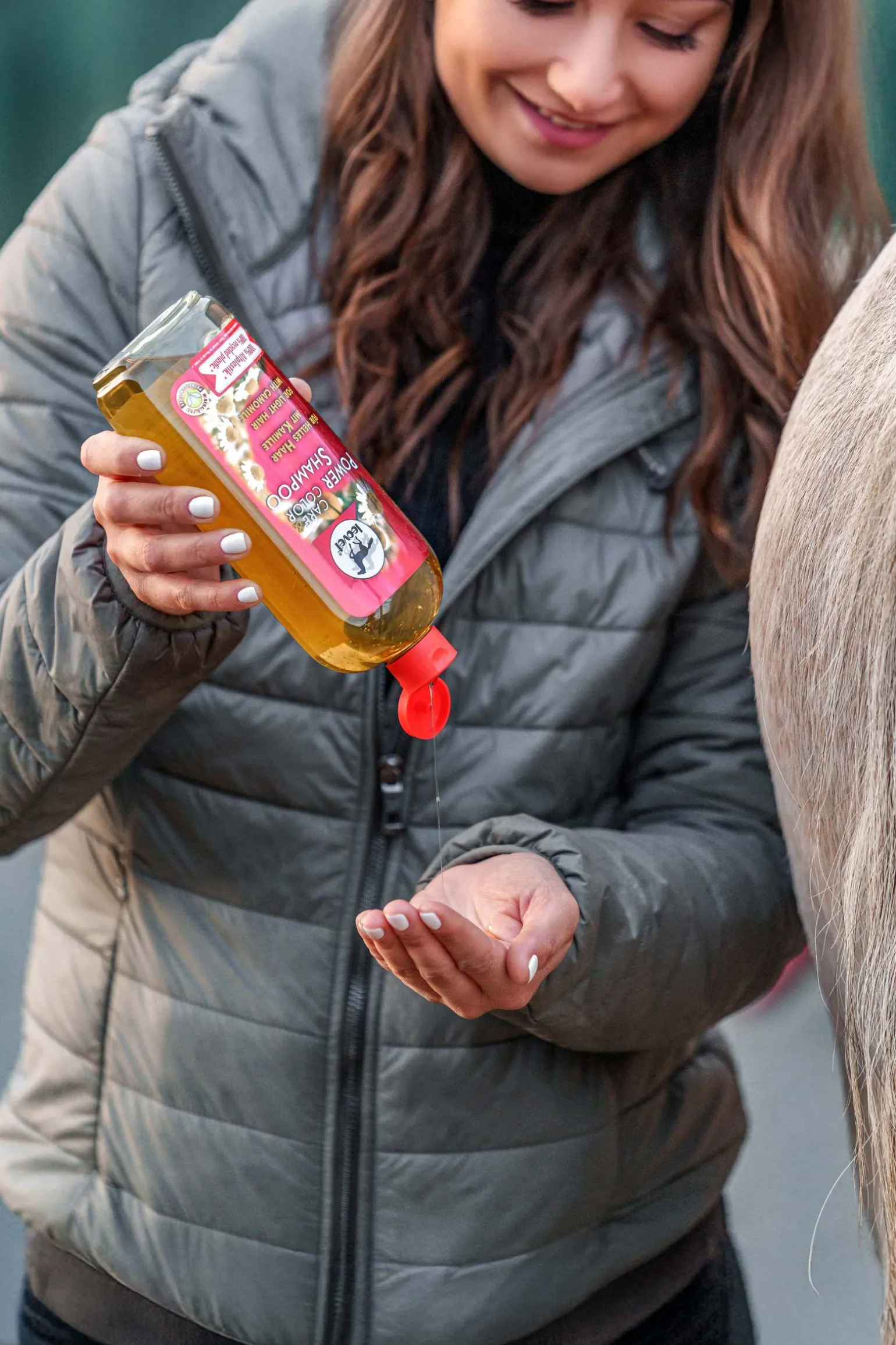 Leovet Power Shampoo med kamille for lyst hår