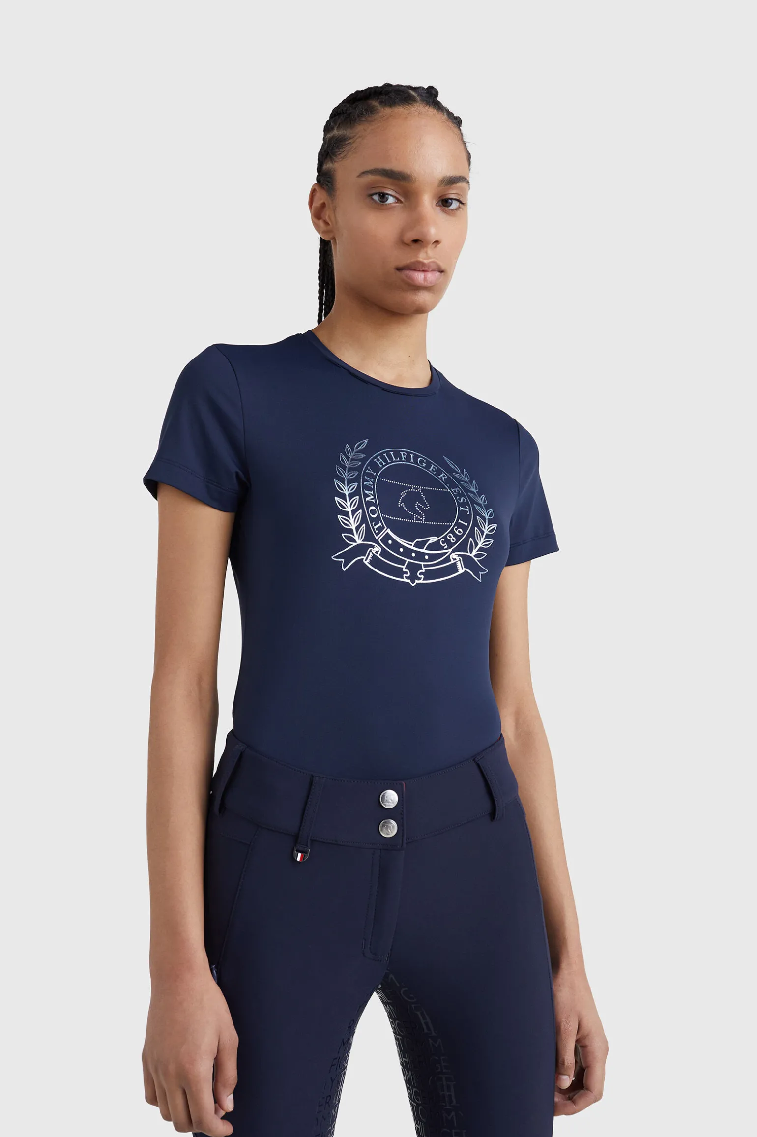 Tommy Hilfiger Equestrian Crest Rhinestone Performance t-skjorte til dame